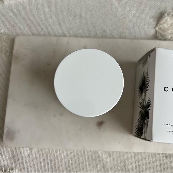 Herbivore coconut hydrating milk bath soak - Picture 3 of 16